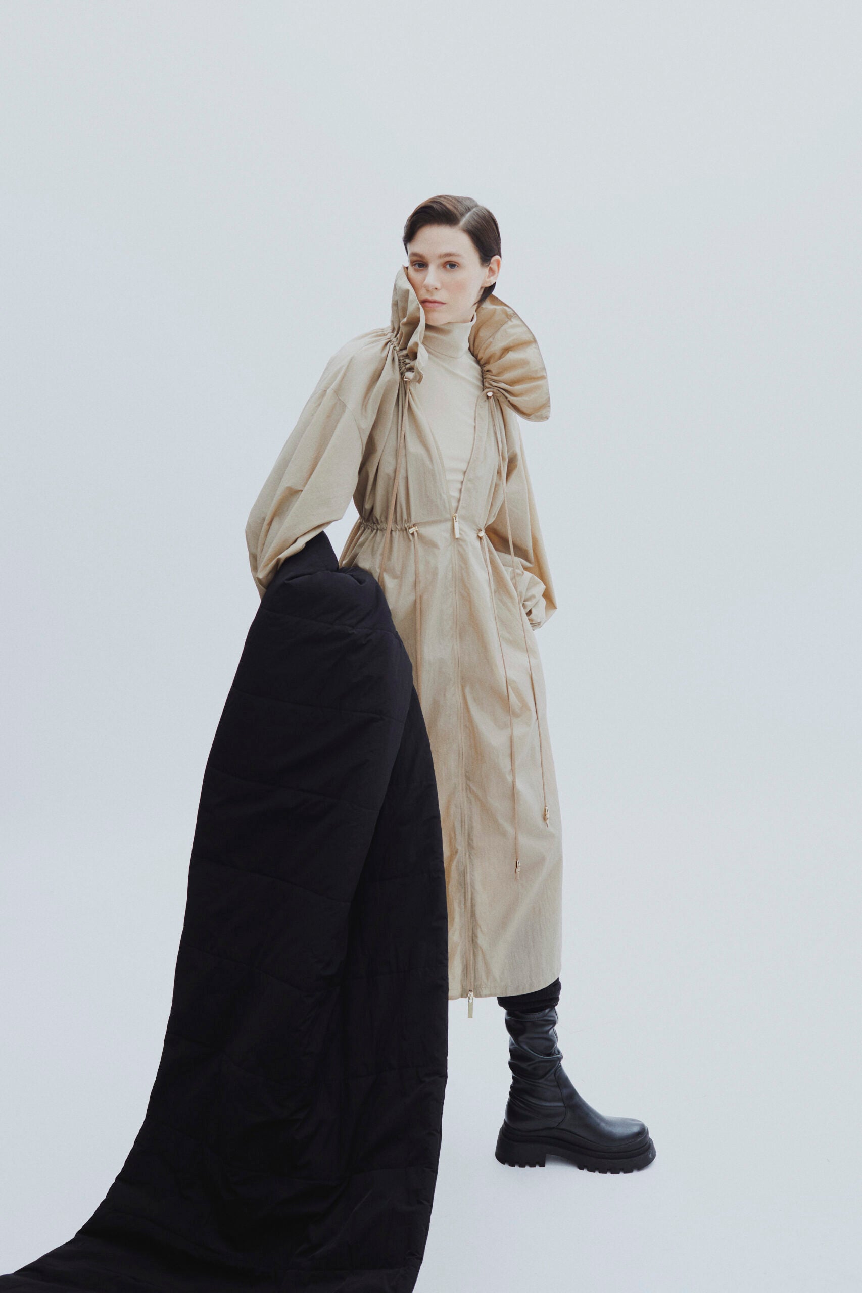 KITALFA TRENCHCOAT