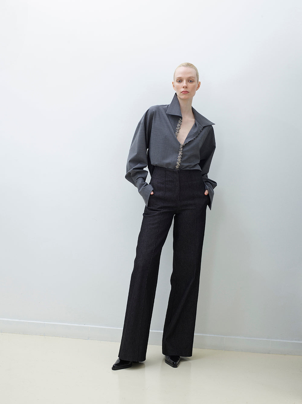 Wide-Leg Jeans
