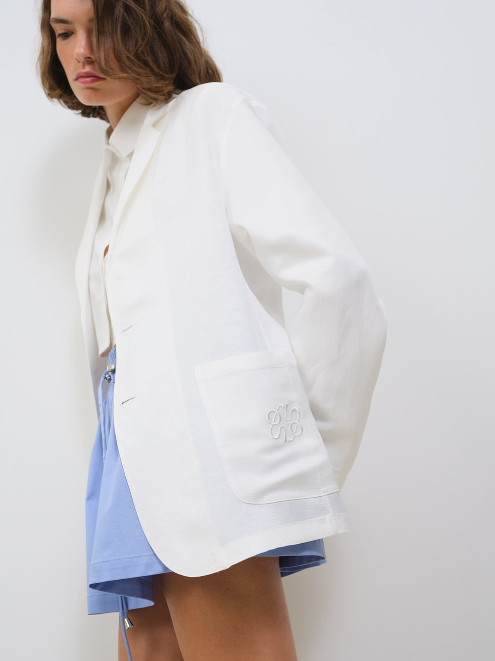 TWO-BUTTON UNLINEND LINEN BLAZER